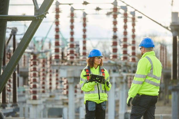 Best Commercial Electrician Services  in Mount Vernon, OH